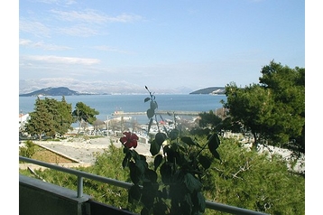 Croazia Privát Slatine, Esterno